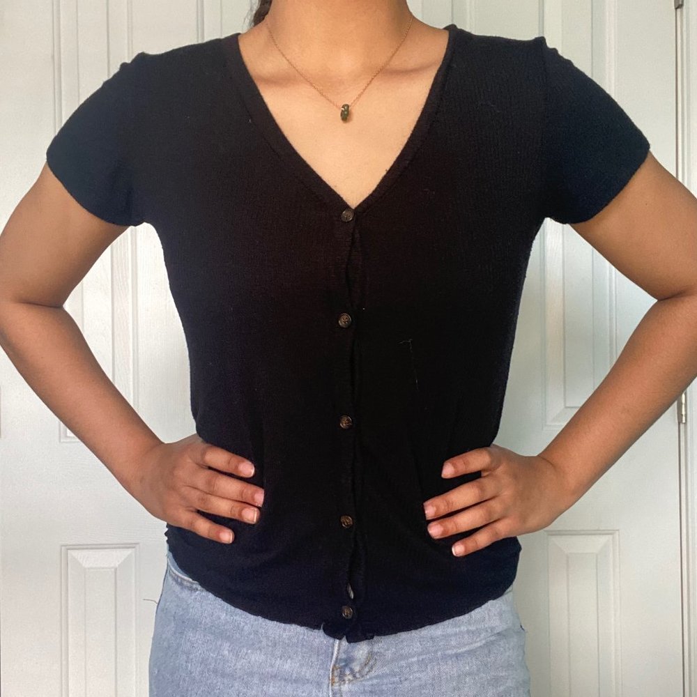 Ribbed V-Neck Top L